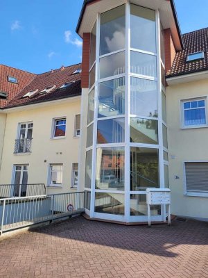 Stilvolle 4-Raum-Maisonette-Wohnung mit Balkon in zentraler Lage