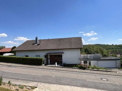 2-Generationenhaus mit großem Garten und wunderschönem Weitblick