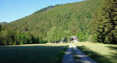 GROSSZÜGIGES LANDHAUS IN TOPZUSTAND BEI MÜRZSTEG