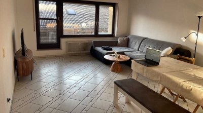 Exklusive, sanierte 4-Zimmer-Wohnung mit Balkon und EBK in Leonberg