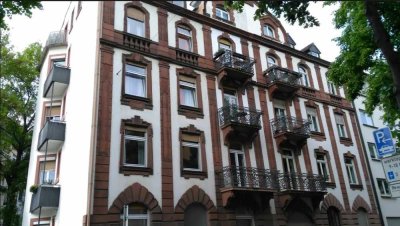 3-Zimmer-Wohnung mit Altbau-Charme (2. OG) in MA-Lindenhof zu vermieten!