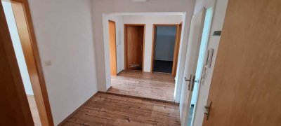 Ansprechende 4-Zimmer-EG-Wohnung mit Balkon und EBK in Albstadt