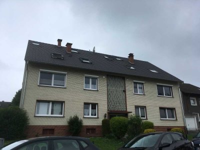 3,5 Zimmer mit Garage, Stellplatz und Garten in ruhiger Lage