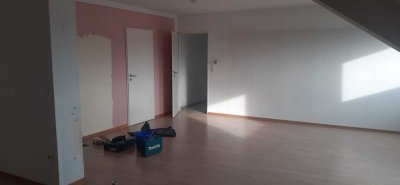 Großzügige 2-Zimmer-DG-Wohnung in Dortmund-Hörde