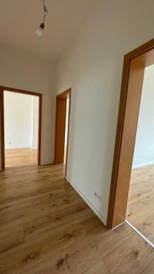 2,5 Zimmer Wohnung im 2OG zu vermieten