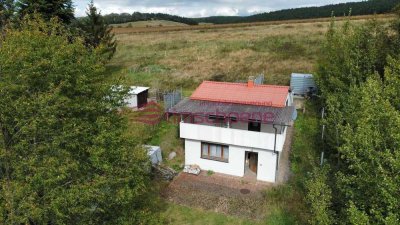 Idyllisches Ferienhaus in ruhiger Lage von Gräfinau-Angstedt/Ilmenau zu verkaufen!