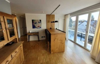 Nachmieter ges. für traumhafte 3-Zi.-Penthouse-Wohnung in Pasing am Stadtpark ++ Ab 01.04.2025 ++