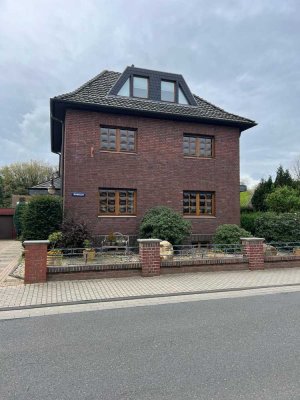 Freistehende Stadtvilla mit traumhaften Garten