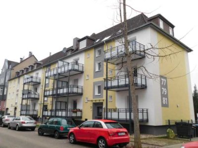 Schöne DG Wohnung in Altstadt Nähe !