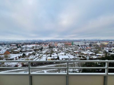 Großzügige 2-Zimmer Eigentumswohnung mit traumhaftem Blick über ganz Göttingen