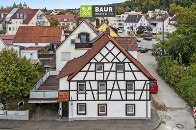 "Hübsches Reihenendhaus mit Einliegerwohnung und
großer Terrasse in Weingarten