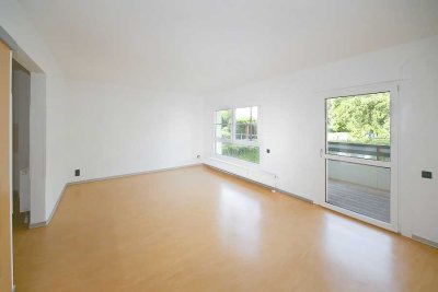 Unser Haus für Senioren! Große 2-Raumwohnung, Rollstuhlgerecht gestaltet