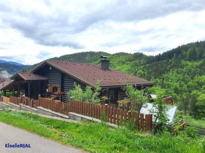 Waldblick gratis! Haus erschwinglich! Himmlischer Ausblick. Sie haben es sich verdient!