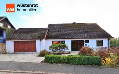 Großzügiges Einfamilienhaus mit Einliegerwohnung und viel Natur in ruhiger Stadtlage