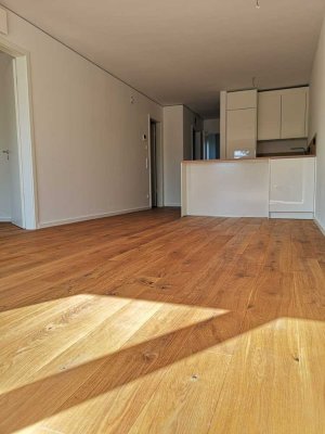 *FAST SCHON IN HAAR !!! DACHGARTEN und DACHTERRASSE*SEHR SCHICKE MODERNE 3-ZIMMER-WOHNUNG,ca.84m²