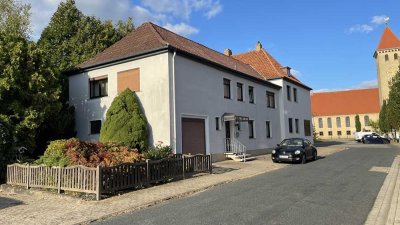 Einfamilienhaus mit Anlageobjekt