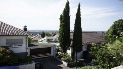 Doppelhaushälfte mit Charme & Weitblick in Lützelsachsen – ein echtes Zuhause!