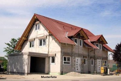 Wer gibt mir den letzten Schliff? Einfamilienhaus mit Garage