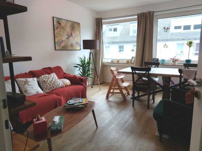 Toll geschnittene 3-Zimmer-Wohnung mit Balkon in Benrath !!!