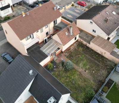 Großzügiges Einfamilienhaus mit viel Potenzial – ideal für handwerklich Begabte!