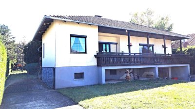 Einfamilienhaus mit großem Garten