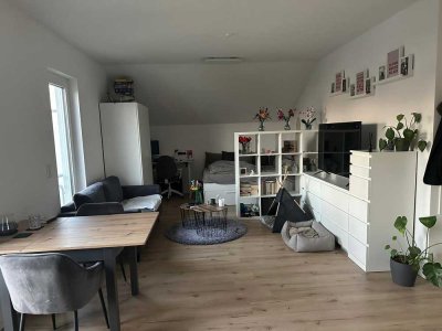 Moderne 1 Zimmer-Wohnung (möbliert möglich) - zentral & befristet (9 Monate)