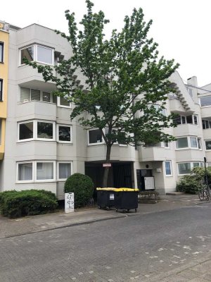 Studieren und Wohnen in Köln-Sülz - 1. Zimmer Apartment komplett Möbliert von Privat zu vermieten