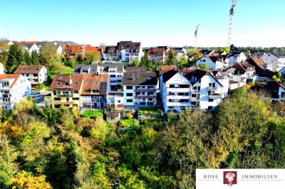 Leerstehendes und sehr gepflegtes Zwei-Dreifamilienhaus mit wahnsinnigem Ausblick in Neustadt