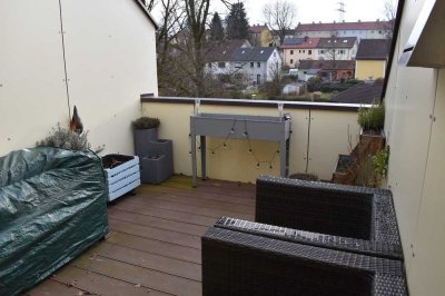 Schöne 2-Zimmer-Dachgeschosswohnung mit Balkon in Passau