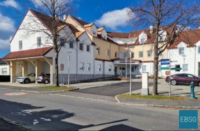 3-Zimmerwohnung im 1. OG mit Loggia