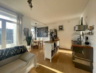 53 m² in Pempelfort: Wohnküche, Schlafzimmer und Balkon!