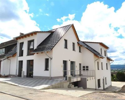 Neubau Erstbezug - Moderne 3 ZKB mit EBK + Terrasse in Toplage in Niestetal-S.