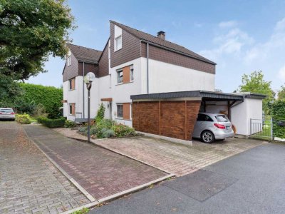 Solides Dreifamilienhaus in Sackgassenlage von Bad Driburg