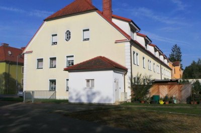 Nahe Stadtzentrum,sonnige 2ZI mit Parkplatz, AllgGarten