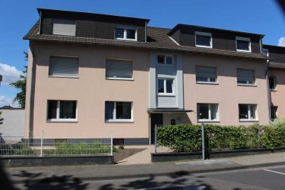 Grundsanierte 85m² 3-Zi-Wohnung mit Sonnenbalkon - provisionsfrei