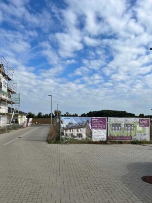 Klimafreundliches Reihenendhaus mit Festpreis in beliebter Wohngegend