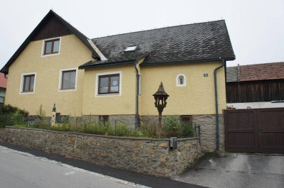 Ein -Mehrfamilien Bauernhaus im Waldviertel