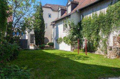 Mainz Bodenheim # hochwertig saniertes historisches Anwesen mit viel Platz und Garten
