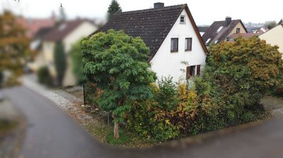 - Zentrumsnah mit 10- Zimmern -
Geräumiges Einfamilienhaus in Herbrechtingen