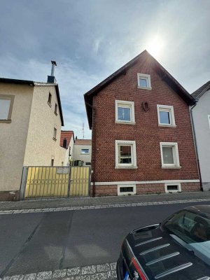 Gartenliebhaber aufgepasst ! Einfamilienhaus mit 4,5 Zimmer & EBK