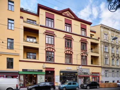 Charmante Altbauwohnung im 18. Bezirk mit Loggia und Balkon – Einzigartige Gelegenheit!