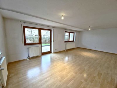 Großzügige 3-Zi-Wohnung mit großer Terrasse + Garten - ruhige, zentrale Lage