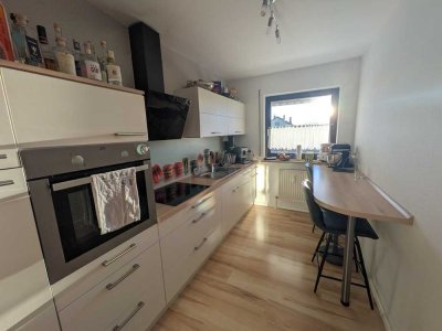 Sehr schöne 2-Zimmer Wohnung in Dörfles-Esbach zu vermieten