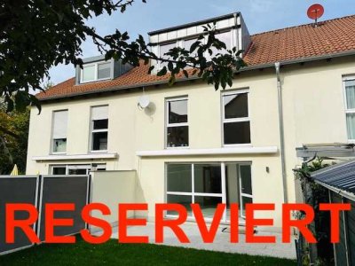 Reserviert! Großes RMH, 6-Zi, bodentiefe Fenster, Parkettb., Fbhz. 1 Garage, 90768 Fürth-Dambach