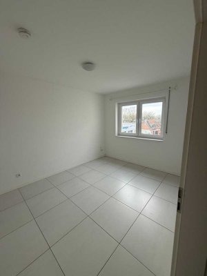 Freundliche und gepflegte 2-Zimmer-Penthouse-Wohnung mit EBK in Gronau (Westfalen)