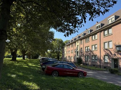 VERKAUFT! Sonnige Altbauwohnung in KA - Mühlburg