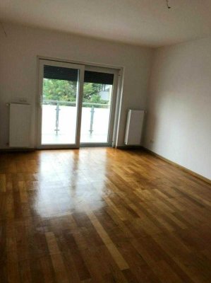 Ansprechende 3-Zimmer-Wohnung mit Balkon in Brühl