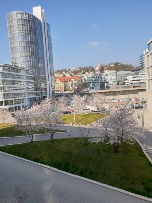 Helle und moderne Wohnung mit Balkon, zwei Bädern und TG Stellplatz im zentrumsnahen Europaviertel