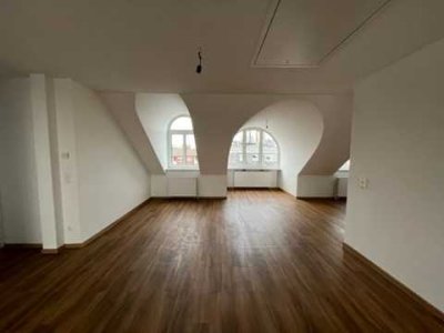 Willkommensgeschenk! 2 Kaltmieten geschenkt! Traumwohnung mit Weitblick - große Pärchen Wohnung mit