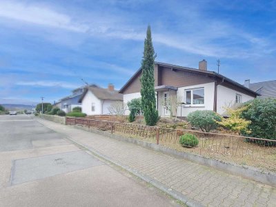 Freistehender Bungalow in ruhiger Feldrandnähe in Walldorf – entkernt und bereit für Ihre Ideen